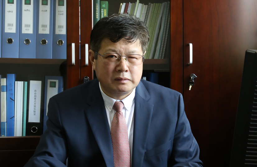 3张友军所长荣获禁漫
建院65 周年卓越奉献奖.jpg